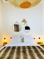 Riad Yasaman