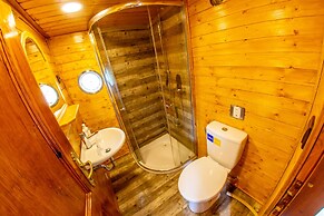 Prague Bay Houseboats