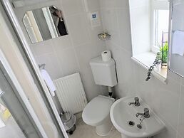 Sunnycroft Guesthouse