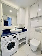 Royal Sea Breeze Apartment