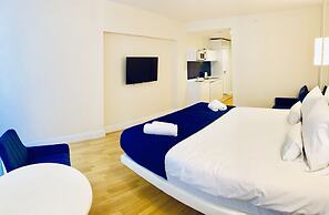 Royal Sea Breeze Apartment