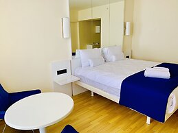 Royal Sea Breeze Apartment