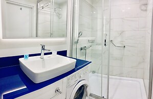Royal Sea Breeze Apartment