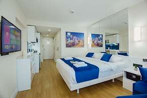Royal Sea Breeze Apartment