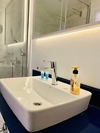 Royal Sea Breeze Apartment