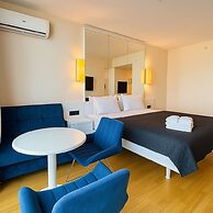 Royal Sea Breeze Apartment