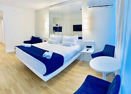 Royal Sea Breeze Apartment