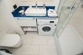 Royal Sea Breeze Apartment