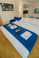 Royal Sea Breeze Apartment