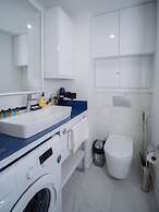 Royal Sea Breeze Apartment