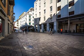 JOIVY Chic Studio in Como Centre