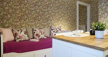 JOIVY Flowers Apartment 25