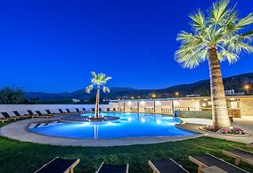 AneSea Hotel