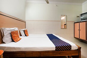 SPOT ON 38697 Hotel Sridhar