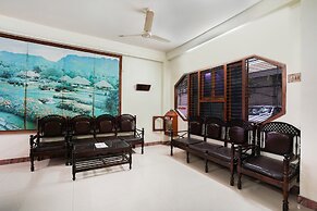 SPOT ON 38697 Hotel Sridhar