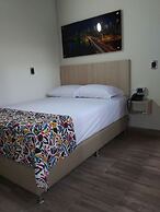 Hotel Street 50 Estadio