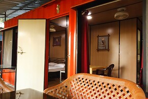IORA Cottages