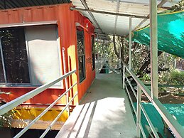 IORA Cottages
