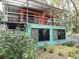 IORA Cottages