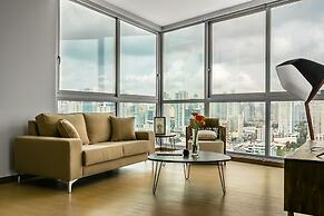 Lush Apartment Ocean View