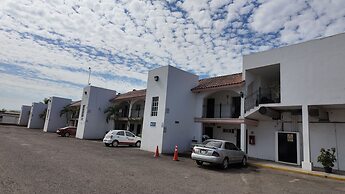 Hotel Maioris El Diez
