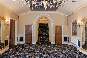 Hotel Leo