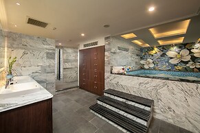 Anatole Hotel Hanoi
