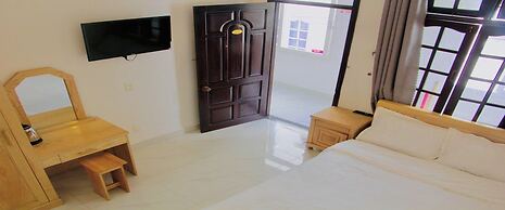 Khách sạn Thiên Bảo
