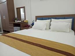 Duc Long Hotel