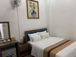 Duc Long Hotel