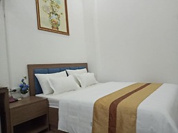 Duc Long Hotel