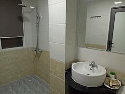 Duc Long Hotel