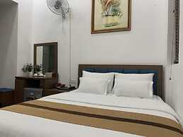 Duc Long Hotel