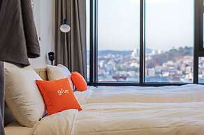 glue Hotel