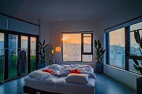 glue Hotel