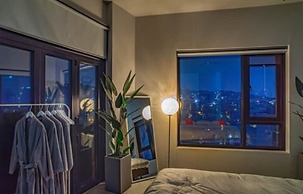 glue Hotel