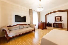 Hotel Majestic