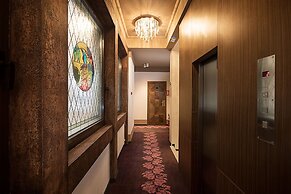 Hotel Majestic
