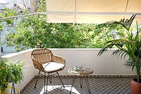 The Fancy Philosopher Apartment