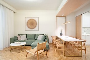 The Fancy Philosopher Apartment
