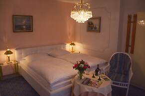Hotel Garni Regina