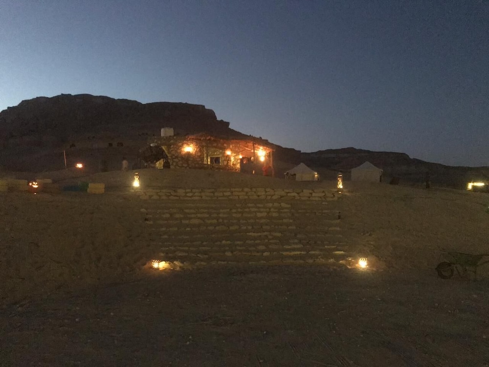 Siwa Tonaroz