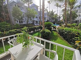 SOL CARIBE SUITES DELUXE Beach Club and Pool