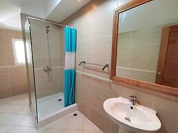 SOL CARIBE SUITES DELUXE Beach Club and Pool