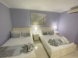SOL CARIBE SUITES DELUXE Beach Club and Pool