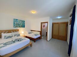 SOL CARIBE SUITES DELUXE Beach Club and Pool