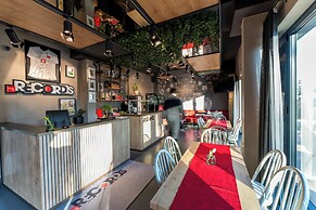 House of Records