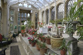 The Orangery Apartment
