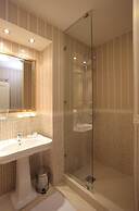 Booking Rooms