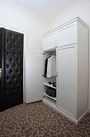 Booking Rooms